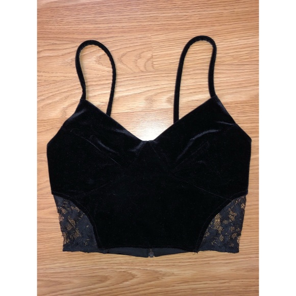 Forever 21 Tops - Velvet Crop Top